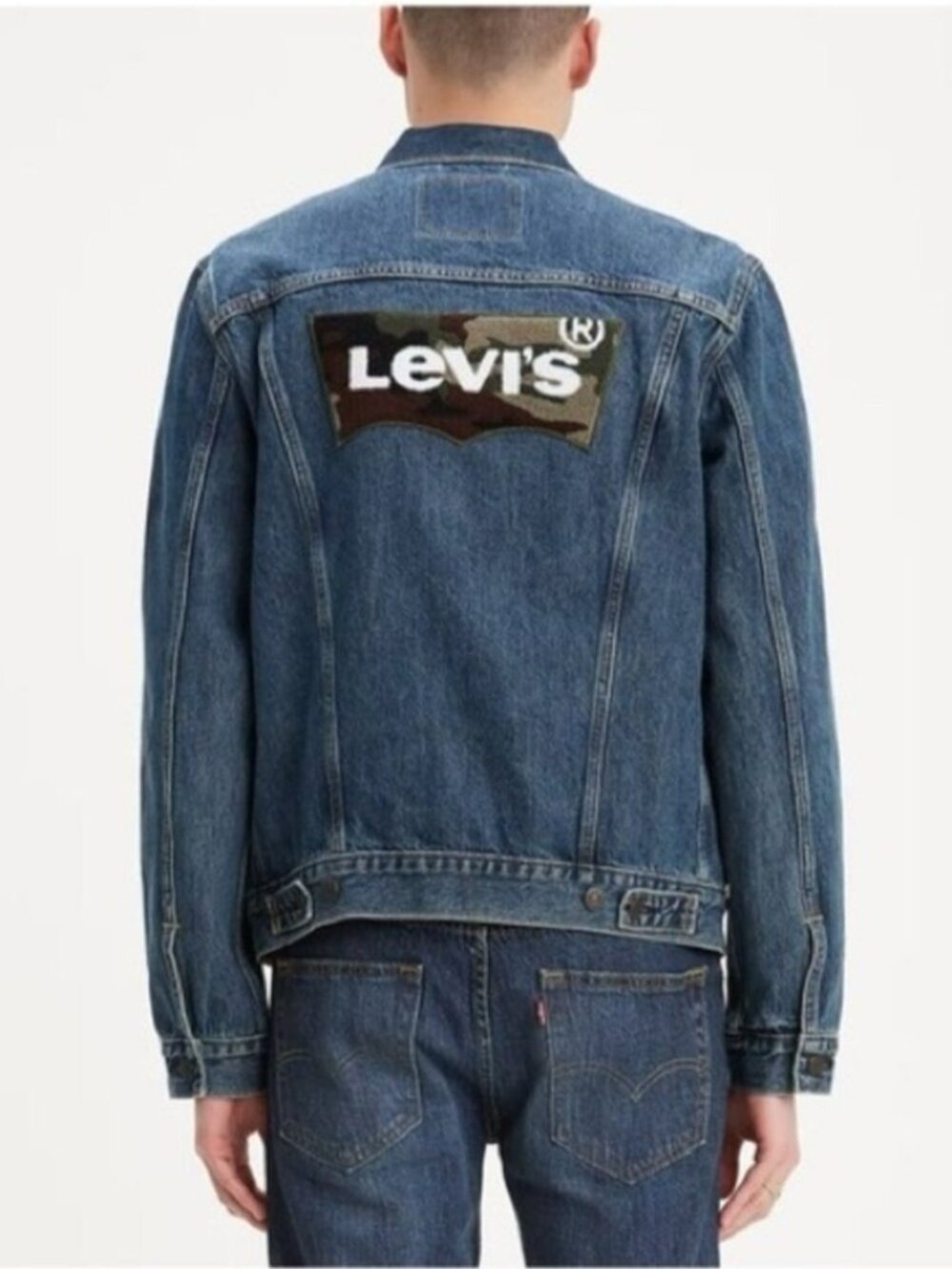 Levi’s Fort Mason Denim Trucker Jacket Size Small